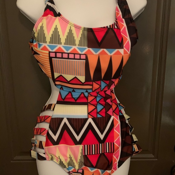 One piece African print swimsuit - Picture 4 of 7